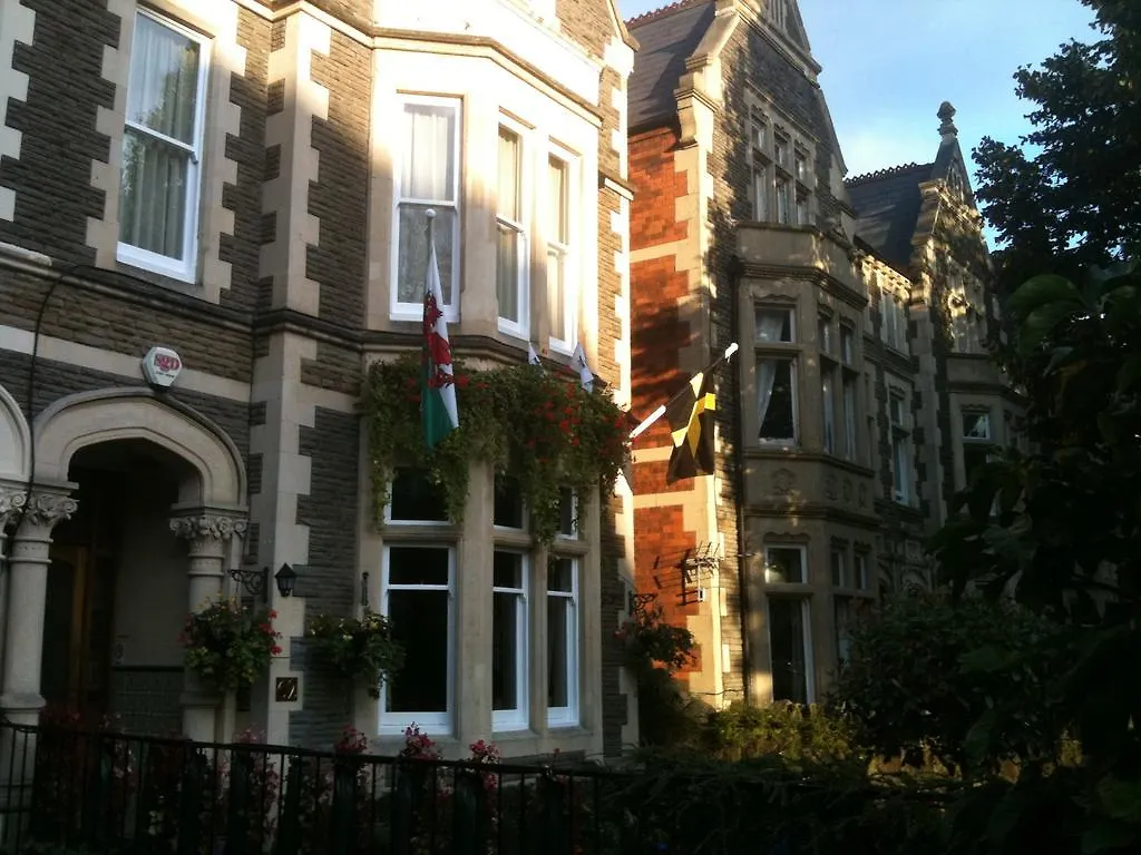 Guest house Number62 Hotel Cardiff